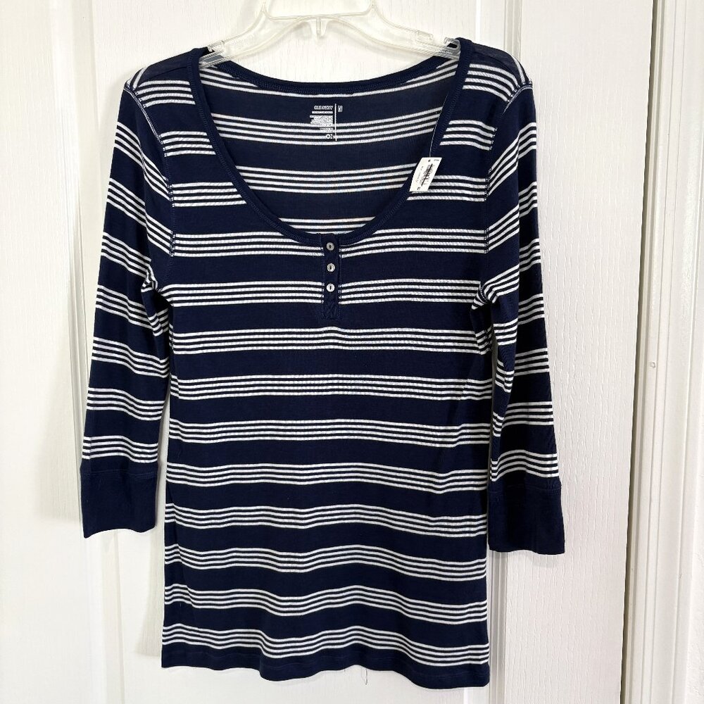 Old Navy Stripe Henley Top 3/4 Sleeve Slim Fit Blue & White Size Medium NEW